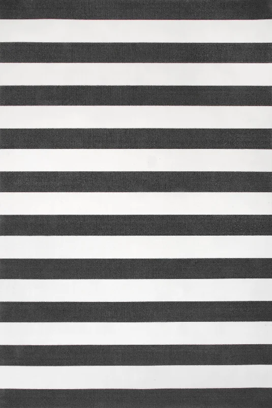 Magnolia Striped Indoor/Outdoor Rug | Black